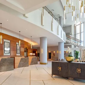 4* Otel Hilton